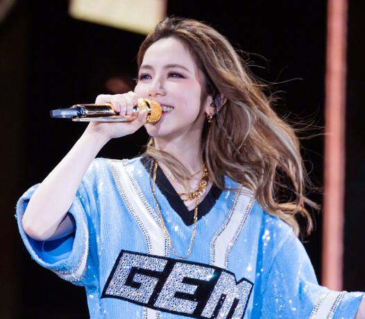 邓紫棋演唱会获格莱美认证 累计票房登全球女歌手第四